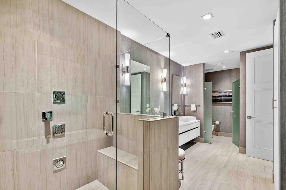 155 E Boca Raton Rd #611 photo 9